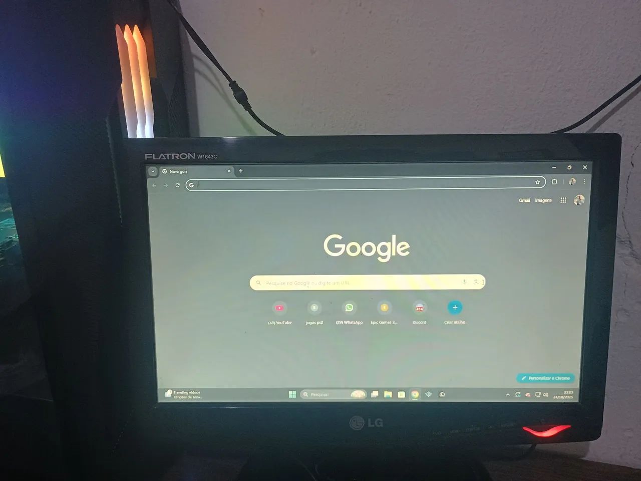 Monitor para mesa pequena 0 defeito 64208801304577120