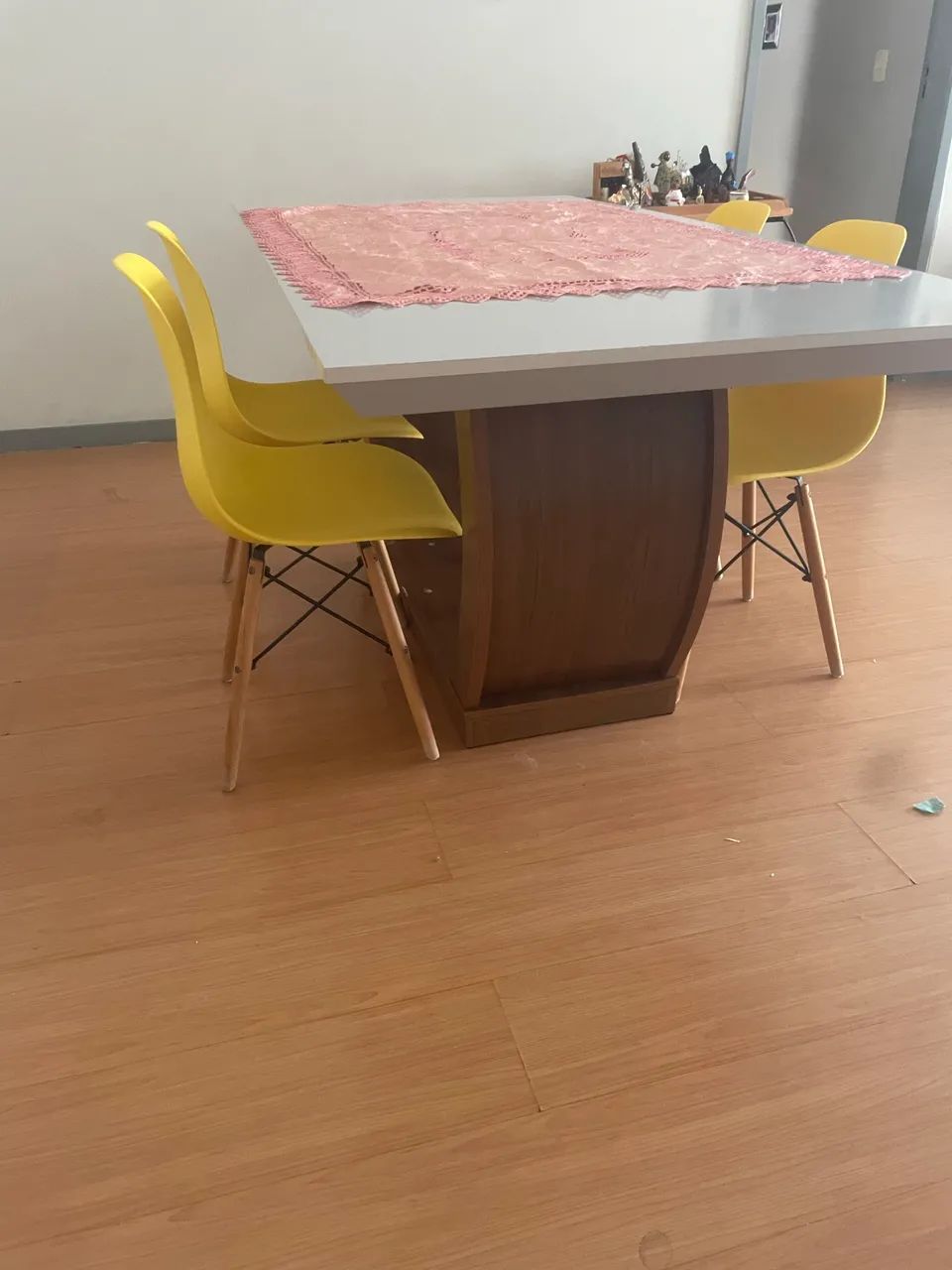 Mesa de jantar para 8 lugares64352681973634123