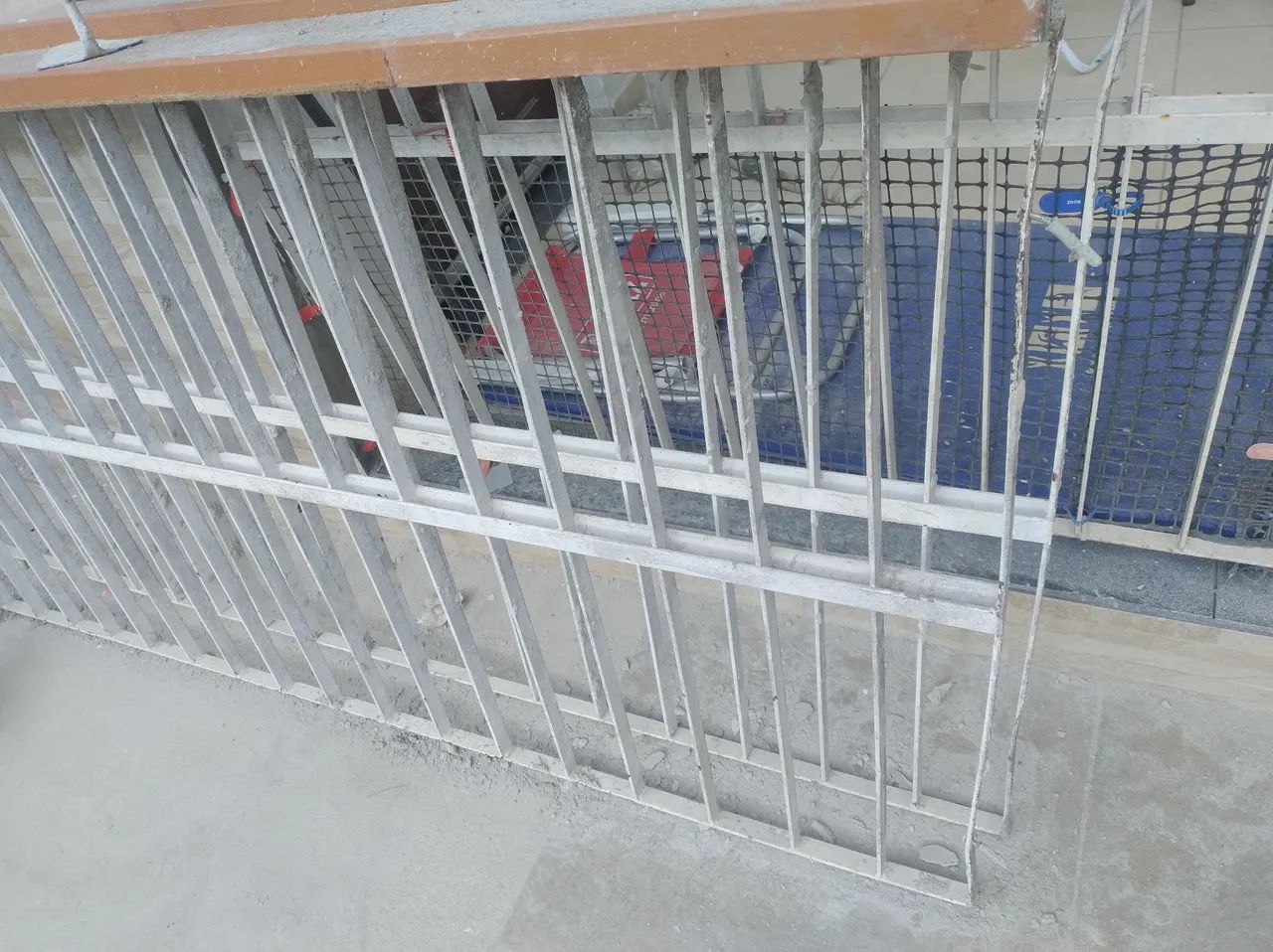 2 guarda corpo de 3,63 / 90  R$ 250,00 cada uma. - Foto 5