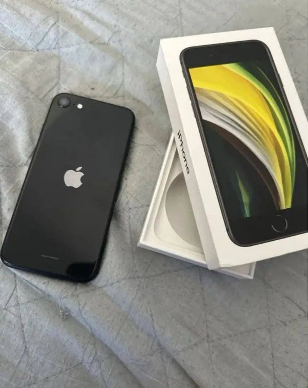 【超歓迎】 iPhone Smartphones e Celulares - geração 2 SE スマートフォン本体