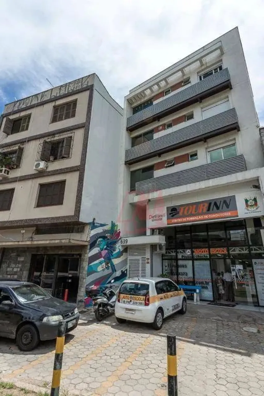 Studio com 1 dormitório para alugar, 37 m² por R$ 2.676,00/mês - Centro - Porto Alegre/RS