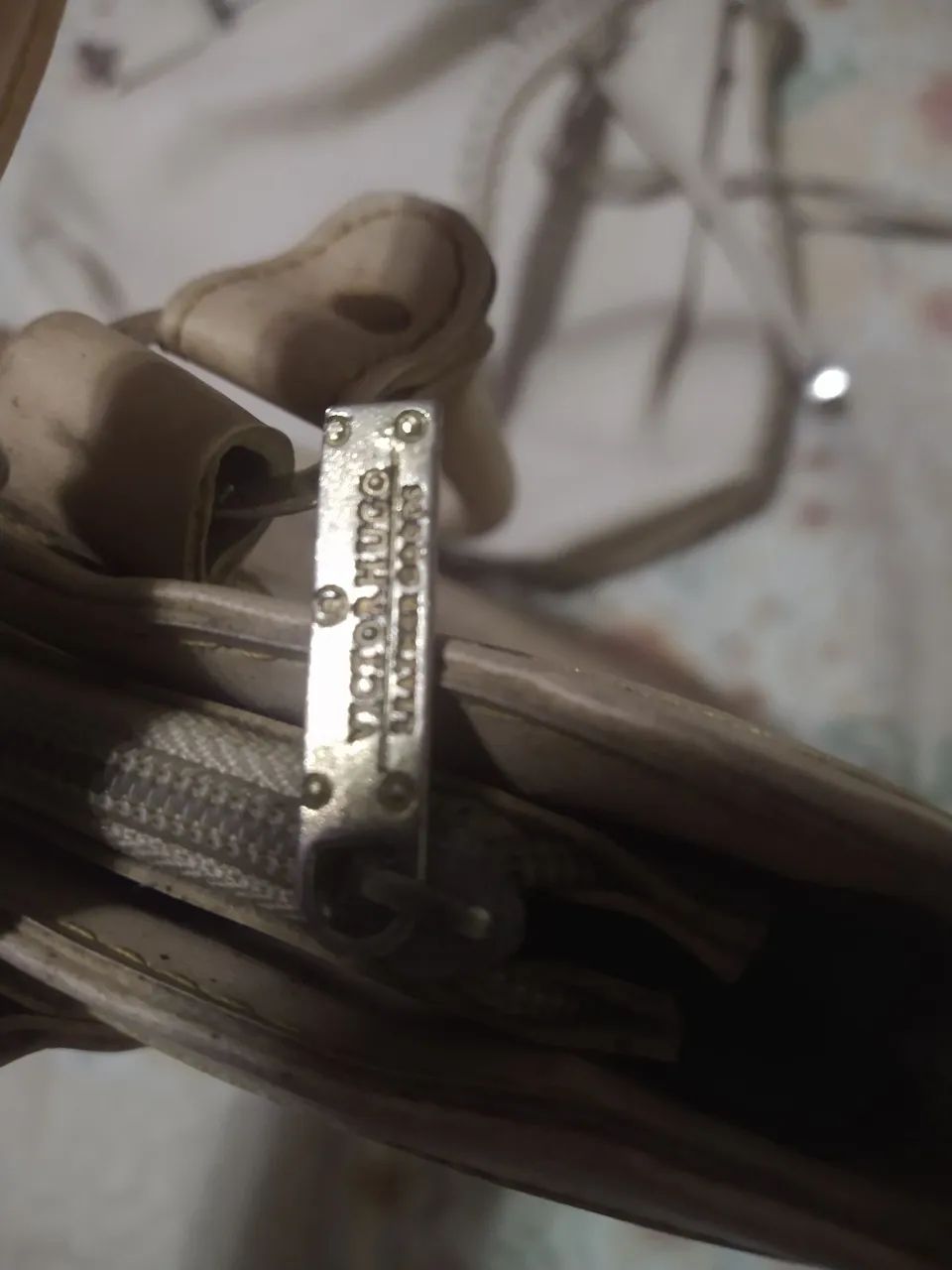 Bolsa Victor Hugo Leather gods usada  - Foto 3