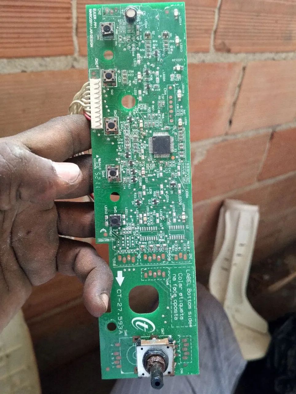 Maquinário da Consul facilite- lava roupas 10kg.