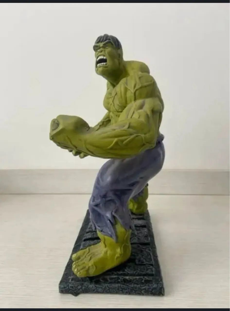 Estátua resina Hulk - Colecionador - Foto 3