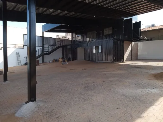 Alugo Pátio/Barracão 488m² c/ 2 Container Centro - Bebedouro SP