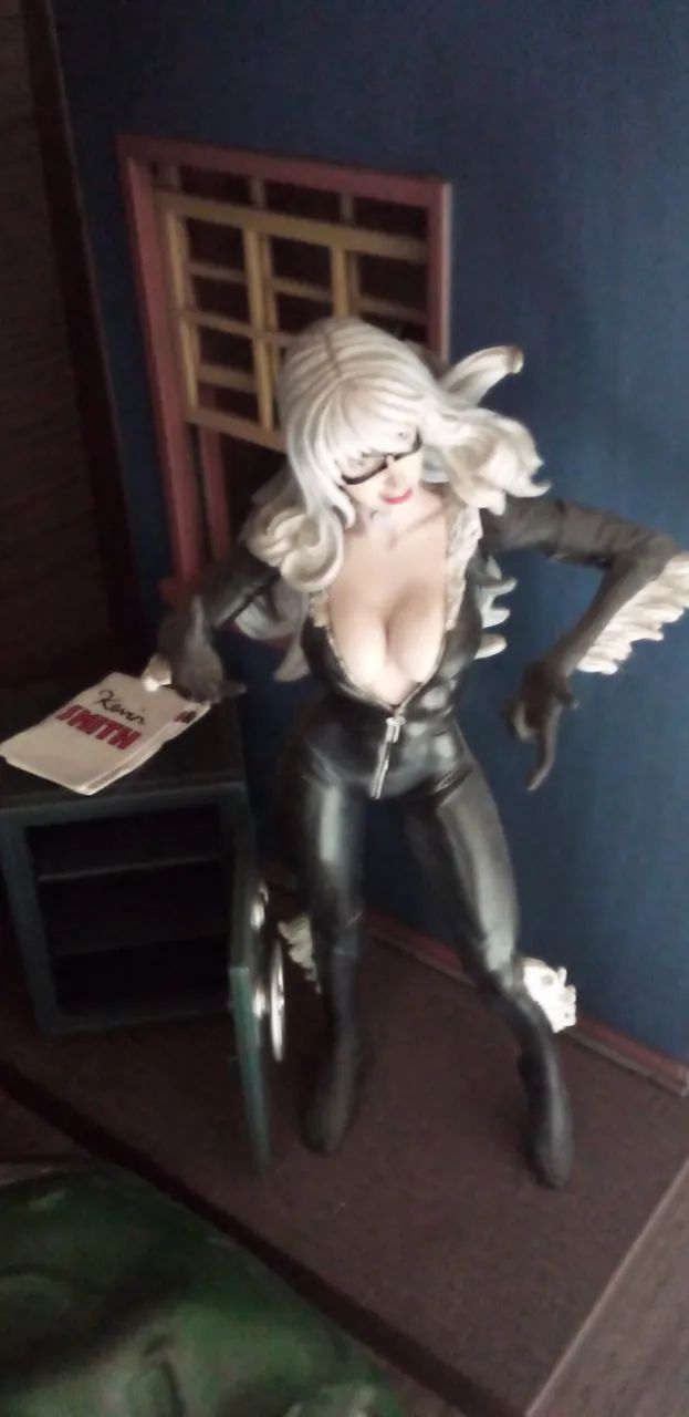 Action Figure Black Cat - Marvel Select Diamond Toys  - Foto 3