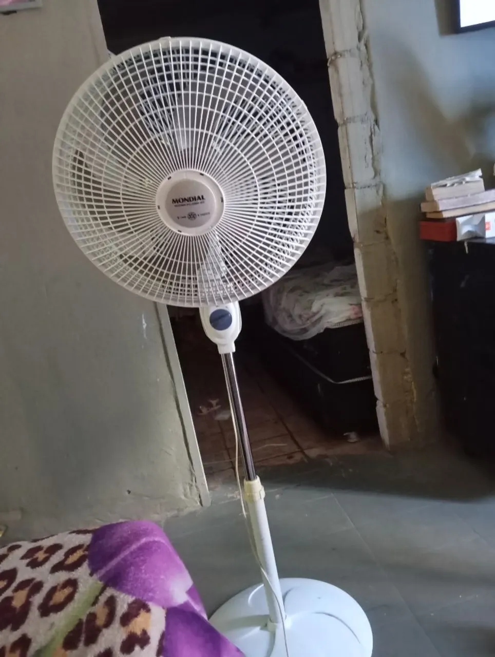 Ventilador de Piso Mondial