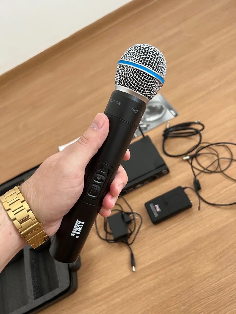 Microfone Sem Fio Headset e de Mão Profissional - Foto 2