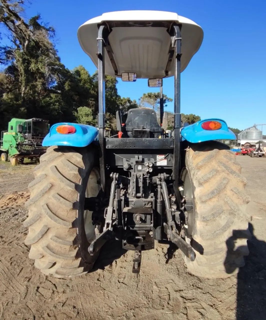 Trator LS - Plus 100. Fabricação 2017 - Foto 3