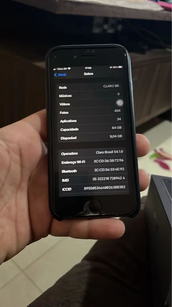 iPhone 8