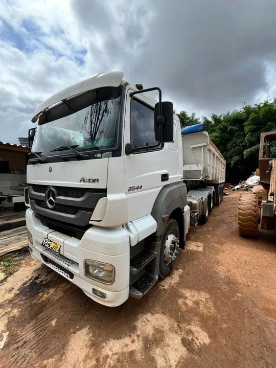 MB Axor 2544 6x2 - 2013 KM ORIGINAL - Foto 2