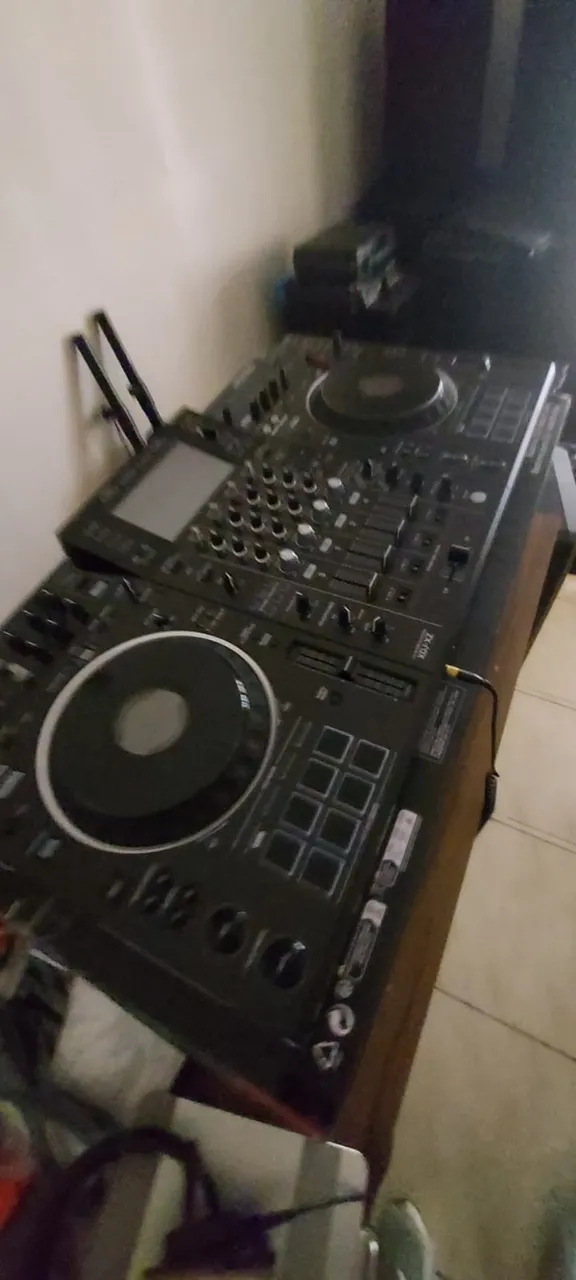 Pioneer Xdj-xz -110/220v - 100% Funcionando (Usado)