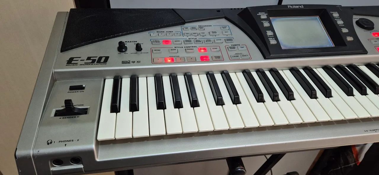 Teclado Roland E-50 (Workstation) - Foto 3