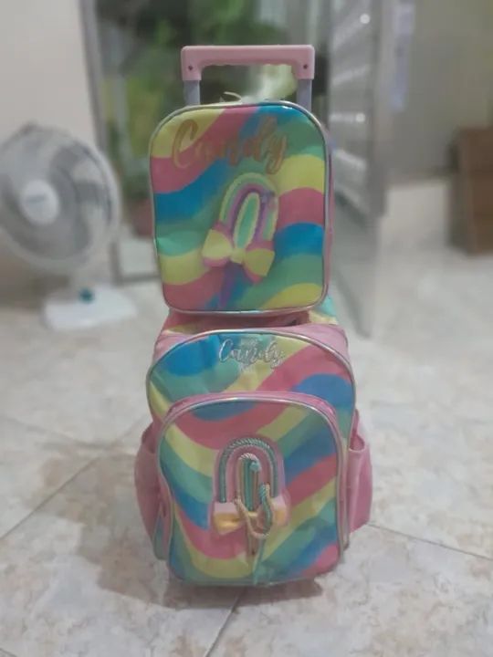 Carrinho de escola