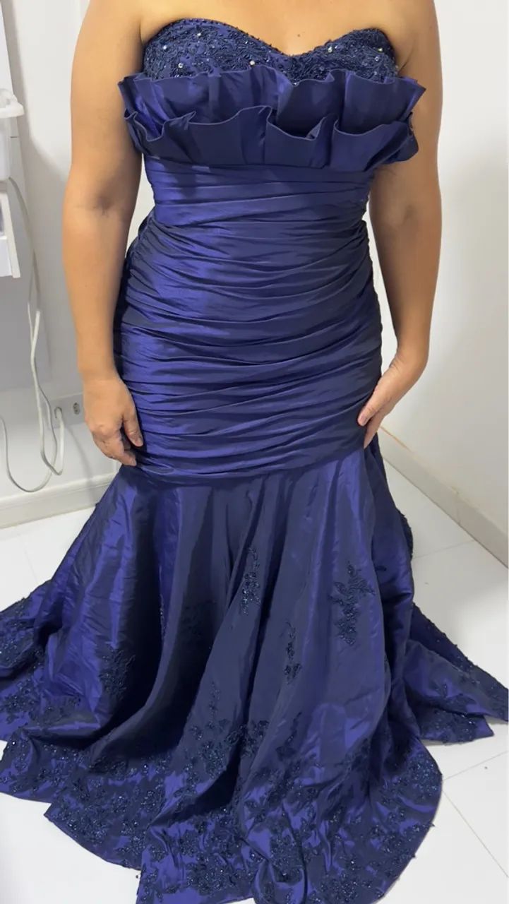 Vestido de festa azul longo