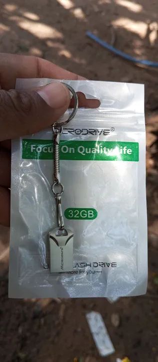 Pendrive 32 gigas metal novo resistente  - Foto 5