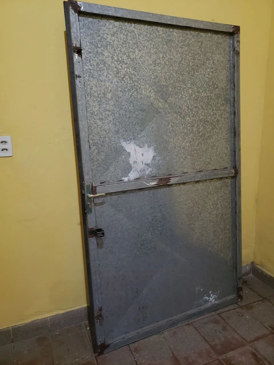 Dois portões de chapa galvanizada  - Foto 2