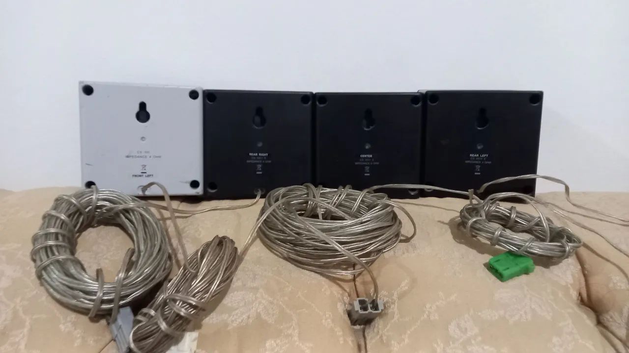 Caixas para Home theater Philips modelo CS-311 E e CS 100 - Foto 3