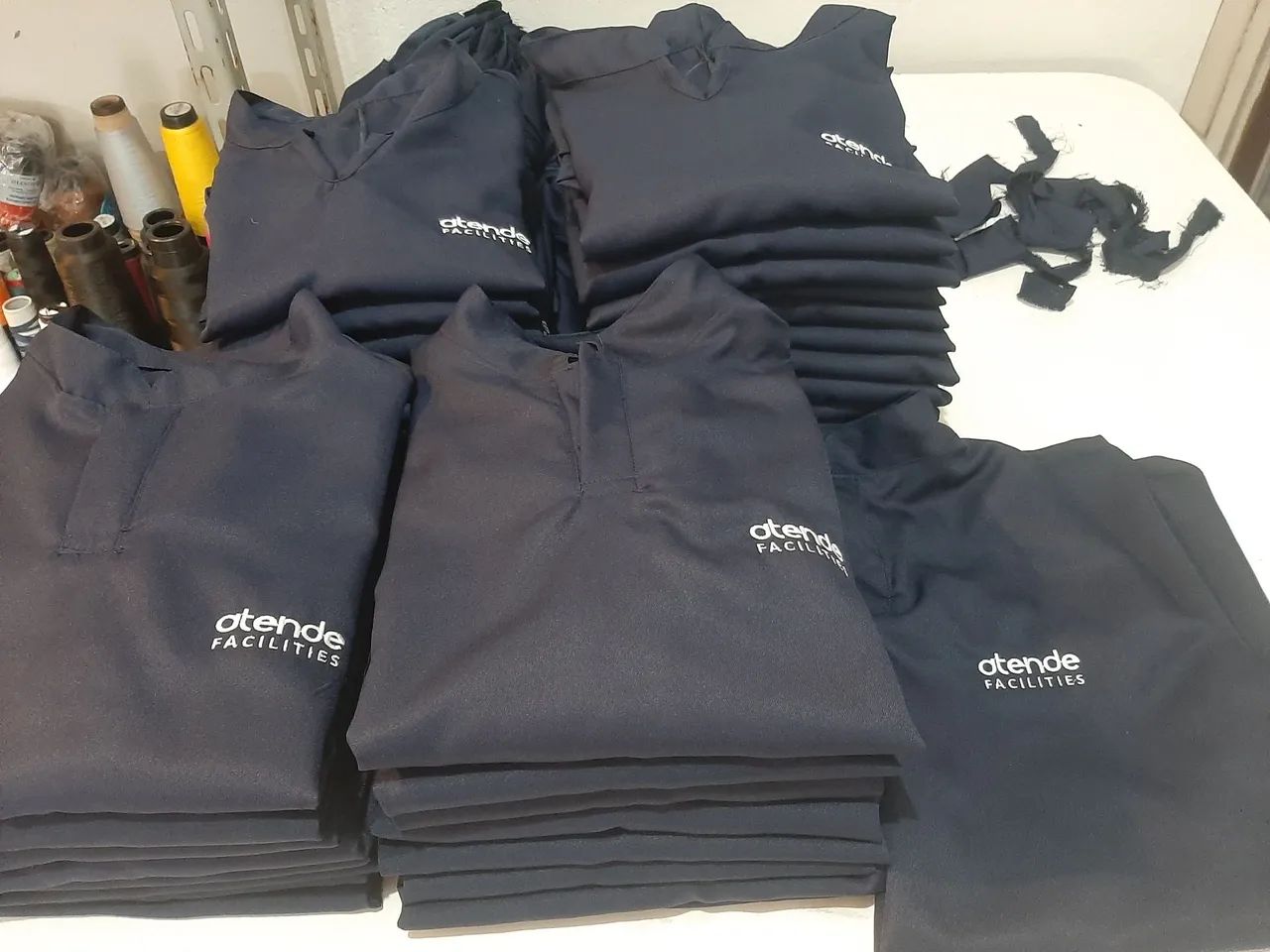 Uniforme em brim.polo.camisetas. - Foto 4