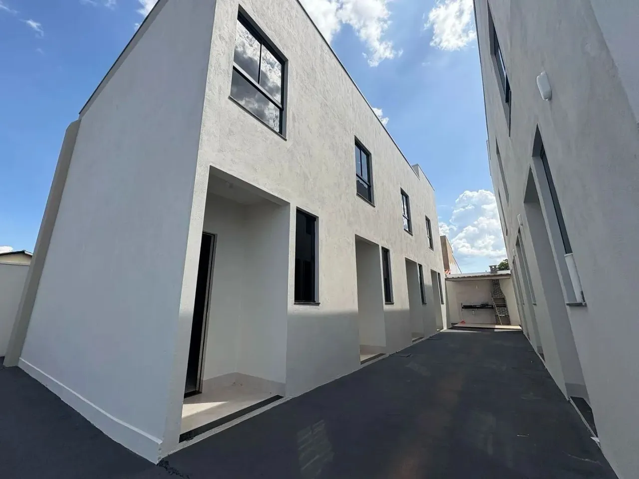 APARTAMENTOS NOVOS COM 2 QUARTOS EM CONDOMINIO