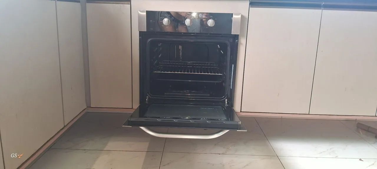 Forno de embutir a gás Electrolux - Foto 4