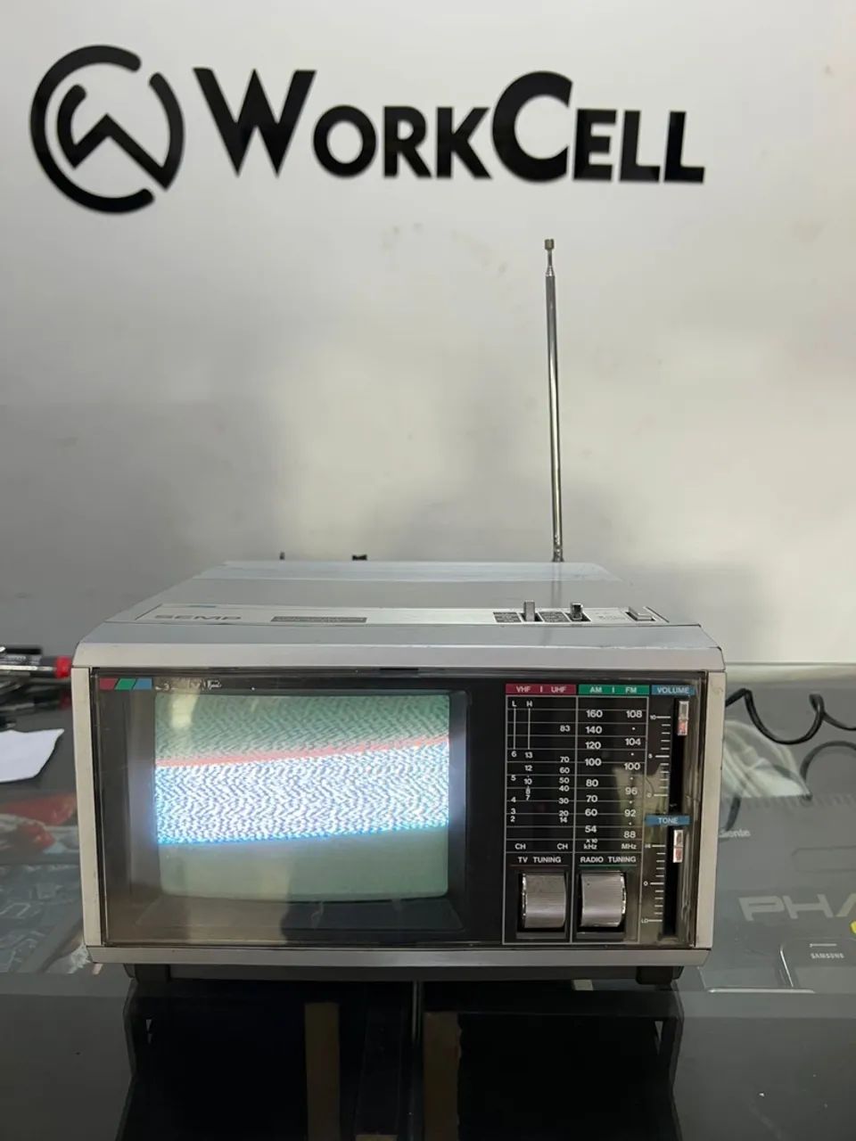 Mini TV Semp Color 6 polegadas 