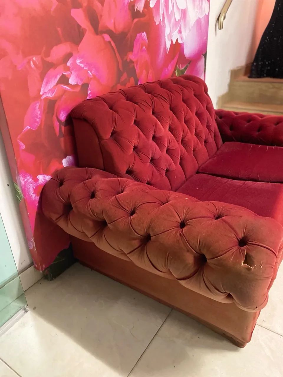 Sofá Vermelho Estiloso 2 Lugares - Foto 4