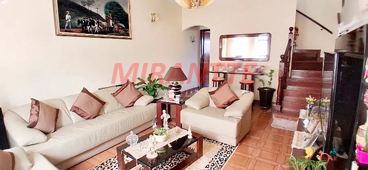 Sobrado à Venda em Vila Maria Alta com 204m², 3 quartos, 5 vagas