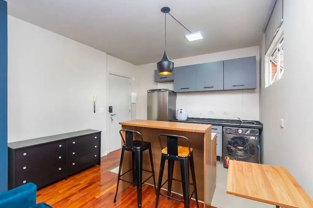 Studio para alugar, 31 m² por R$ 2.534,85/mês - São Francisco - Curitiba/PR