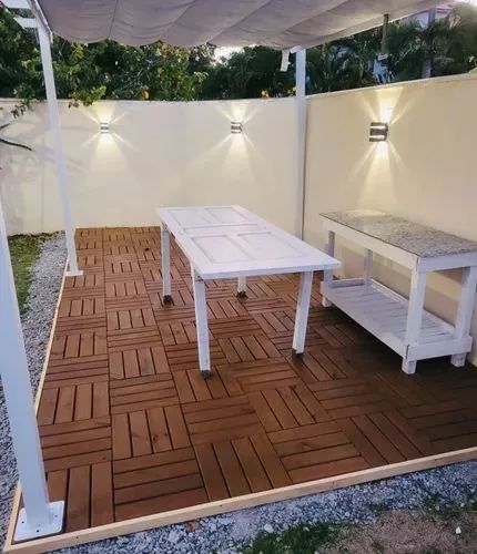 Deck de Madeira para Jardim modular 50x50  somente R$ 25,00 a unidade - Foto 2
