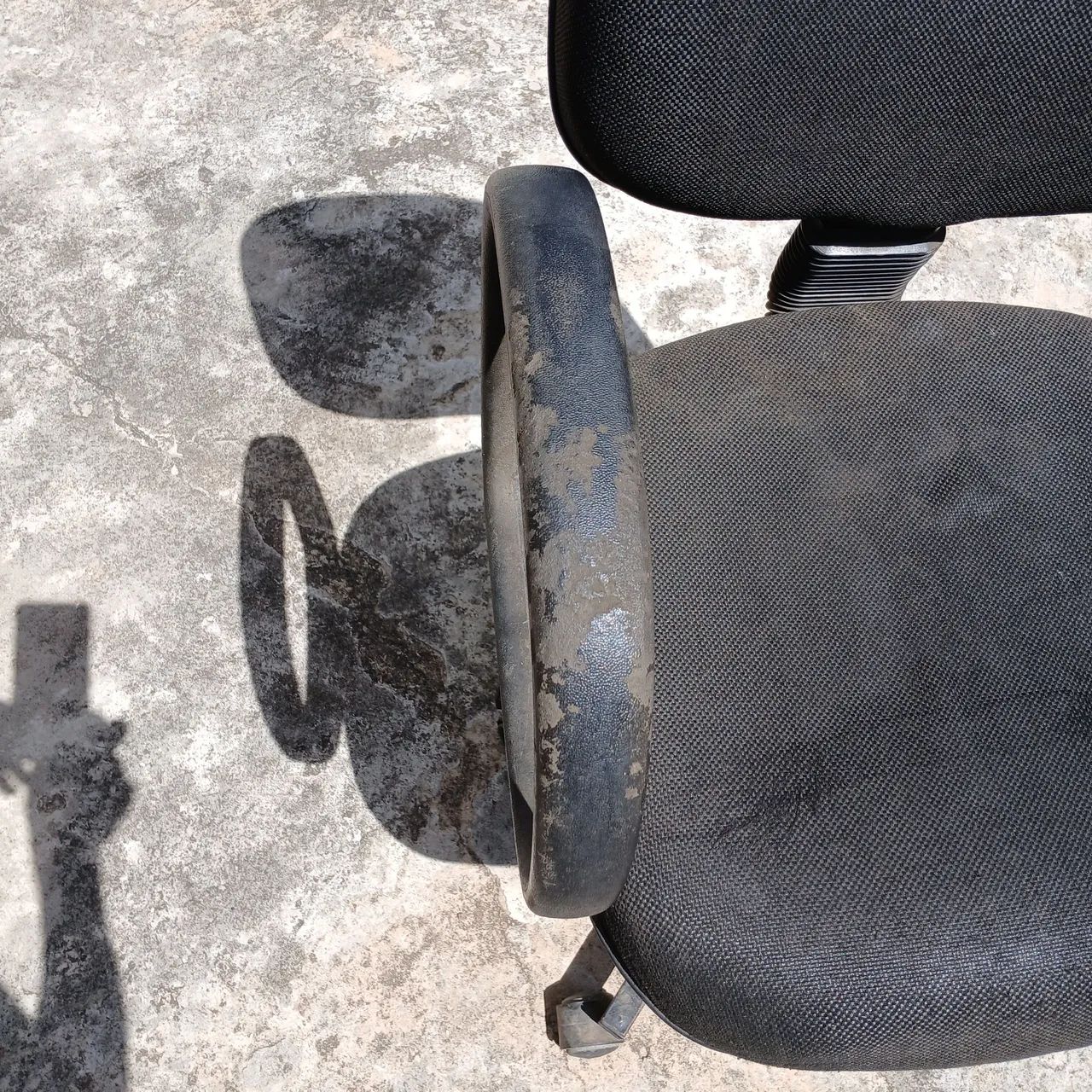 Cadeira de Escritório secretária Giratória - Foto 2