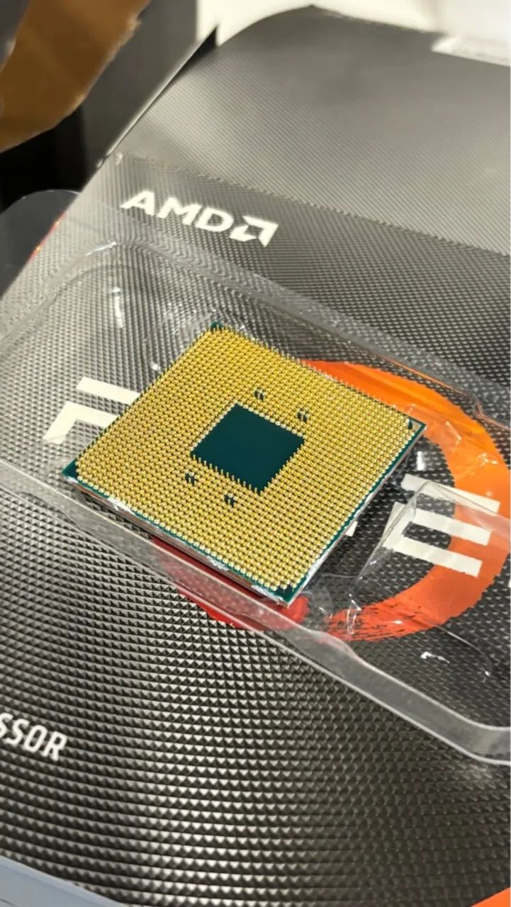 Ryzen 7 3700X com cooler Wraith Prism e caixa original (Usado) - Foto 3