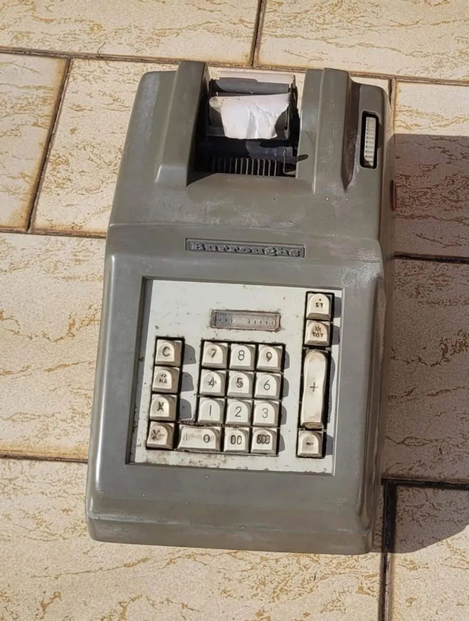 Máquina de escrever  - Foto 3