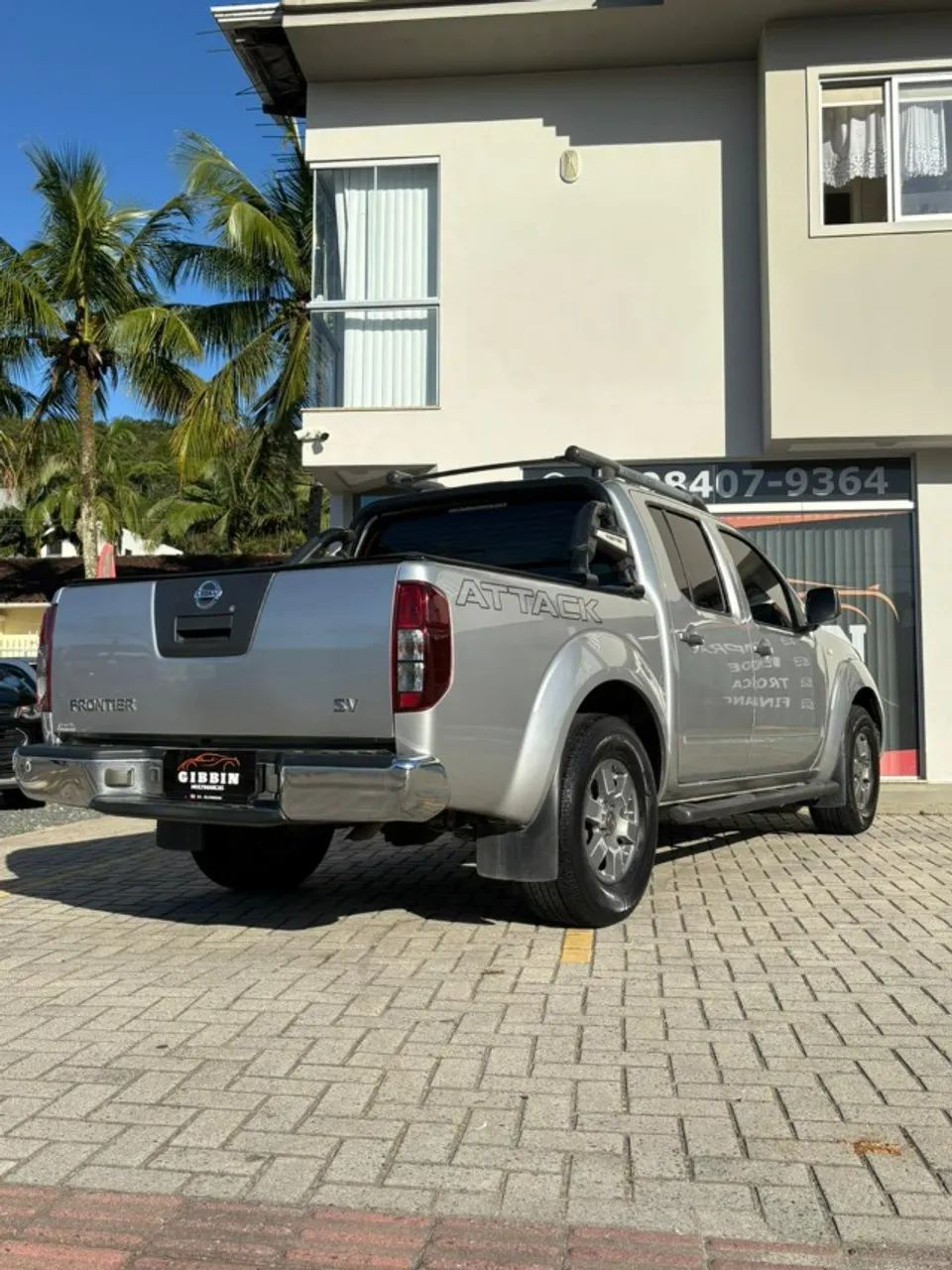 Nissan Frontier SV Attack CD 4X2 2.5 TB Diesel 2015 - Foto 2