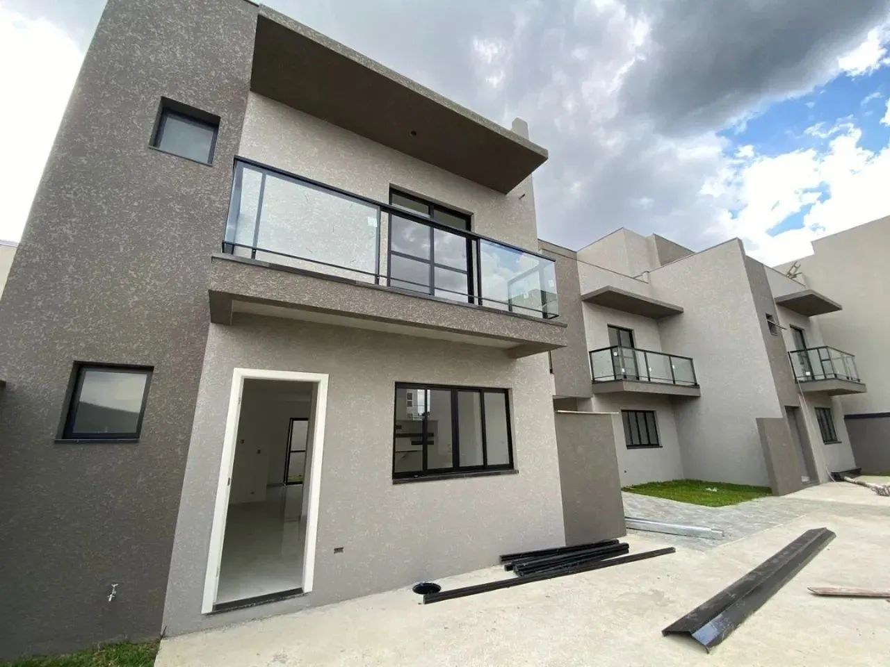 SOBRADO EM CONDOMÍNIO com 3 dormitórios à venda com 165m² por R$ 869.000,00 no bairro Camp - Foto 2