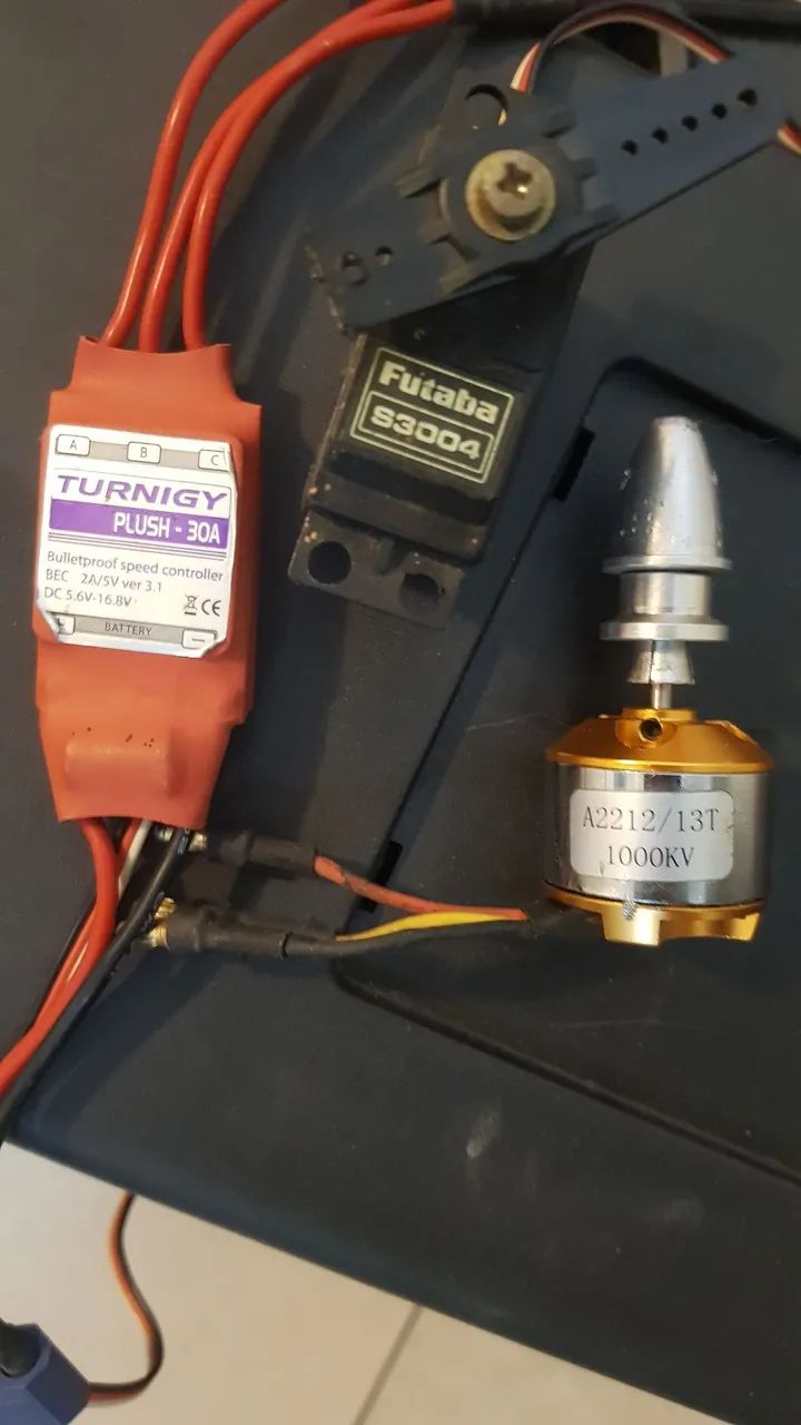 AEROMODELO Motor Brushless A2212/13T 1000KV