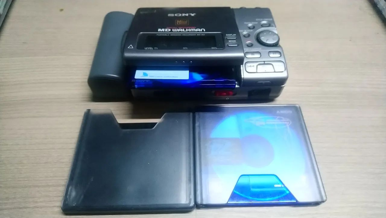 Sony MD Walkman MZ-R3 - Mini Disc Recorder