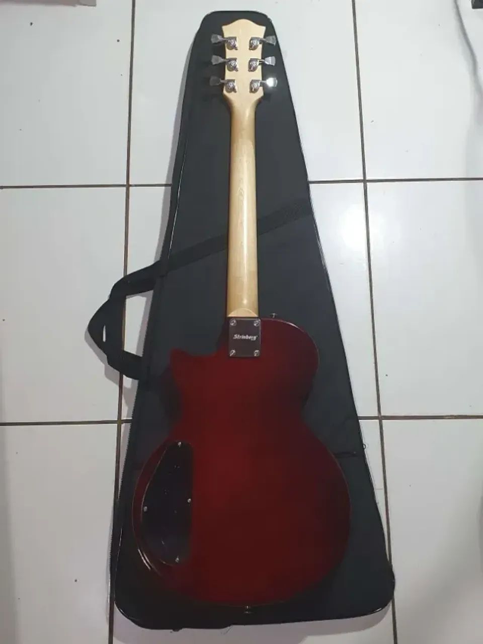 Guitarra Strinberg Lps200 + Case. - Foto 4