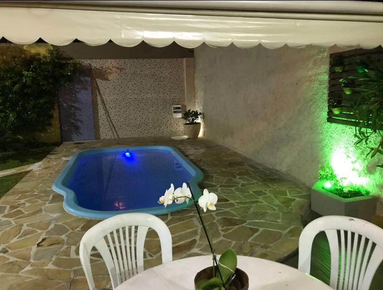Linda Casa no Centro da Cidade - Foto 4