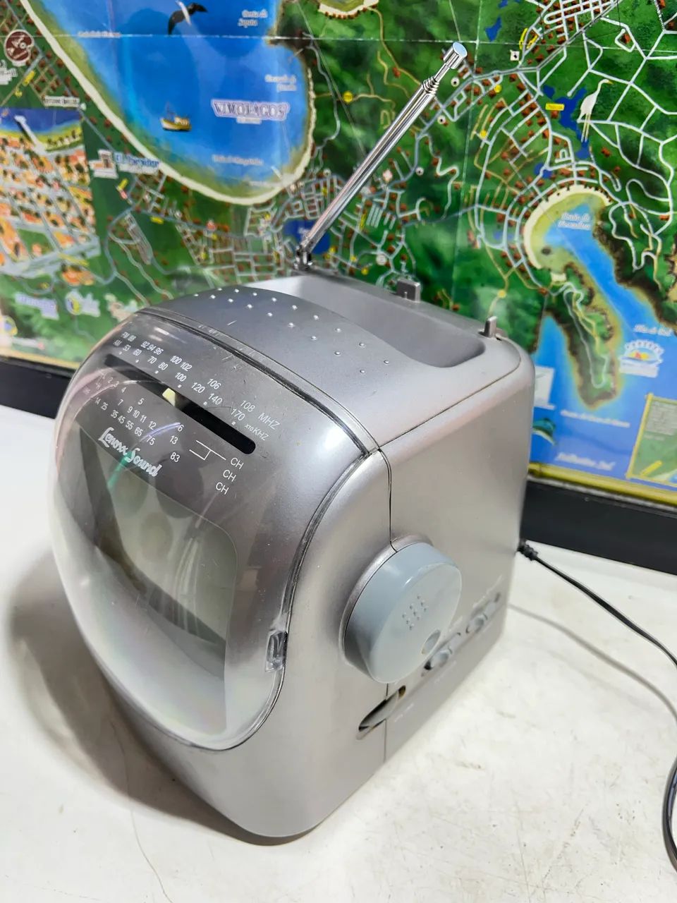 Televisão antiga mini de 5 polegadas  - Foto 4