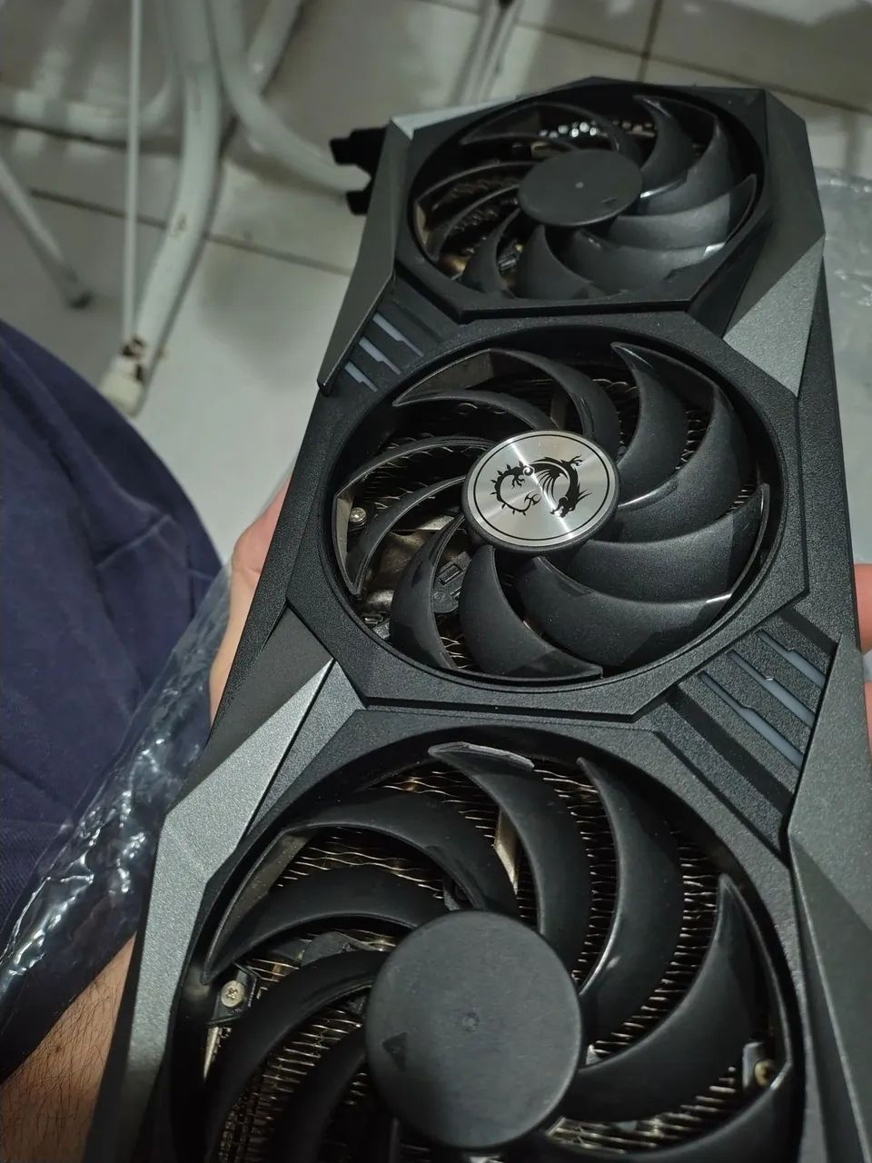 MSI RTX 3060 ti com caixa 