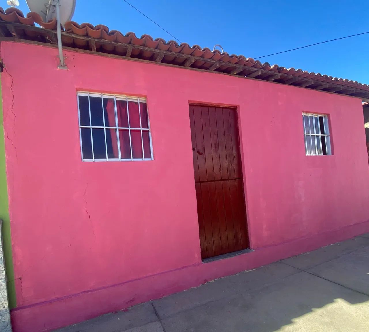 Vende-se este imóvel!