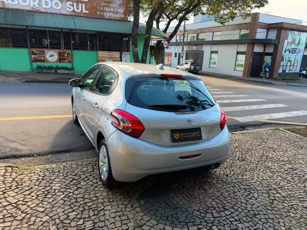 Peugeot 208 Active/active Pack 1.5 Flex 8V 5P 2014 - Foto 2