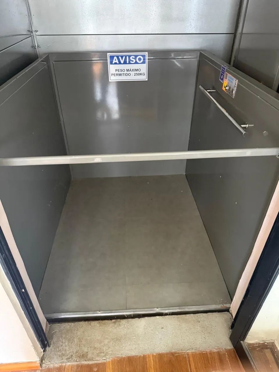 Elevador plataforma de acessibilidade  - Foto 4