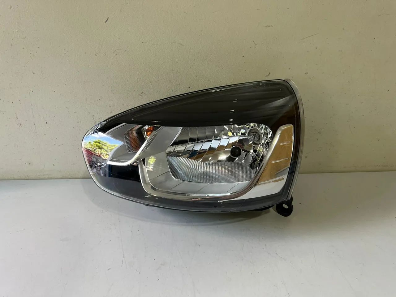 Farol esquerdo Clio 2013/2014/2015/2016/2017