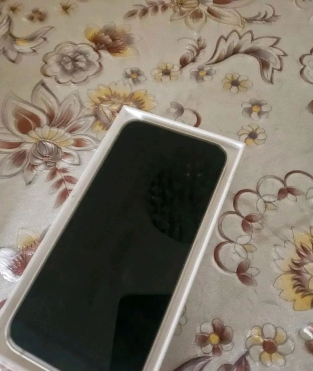 Vendo iPhone 14 branco - Foto 2