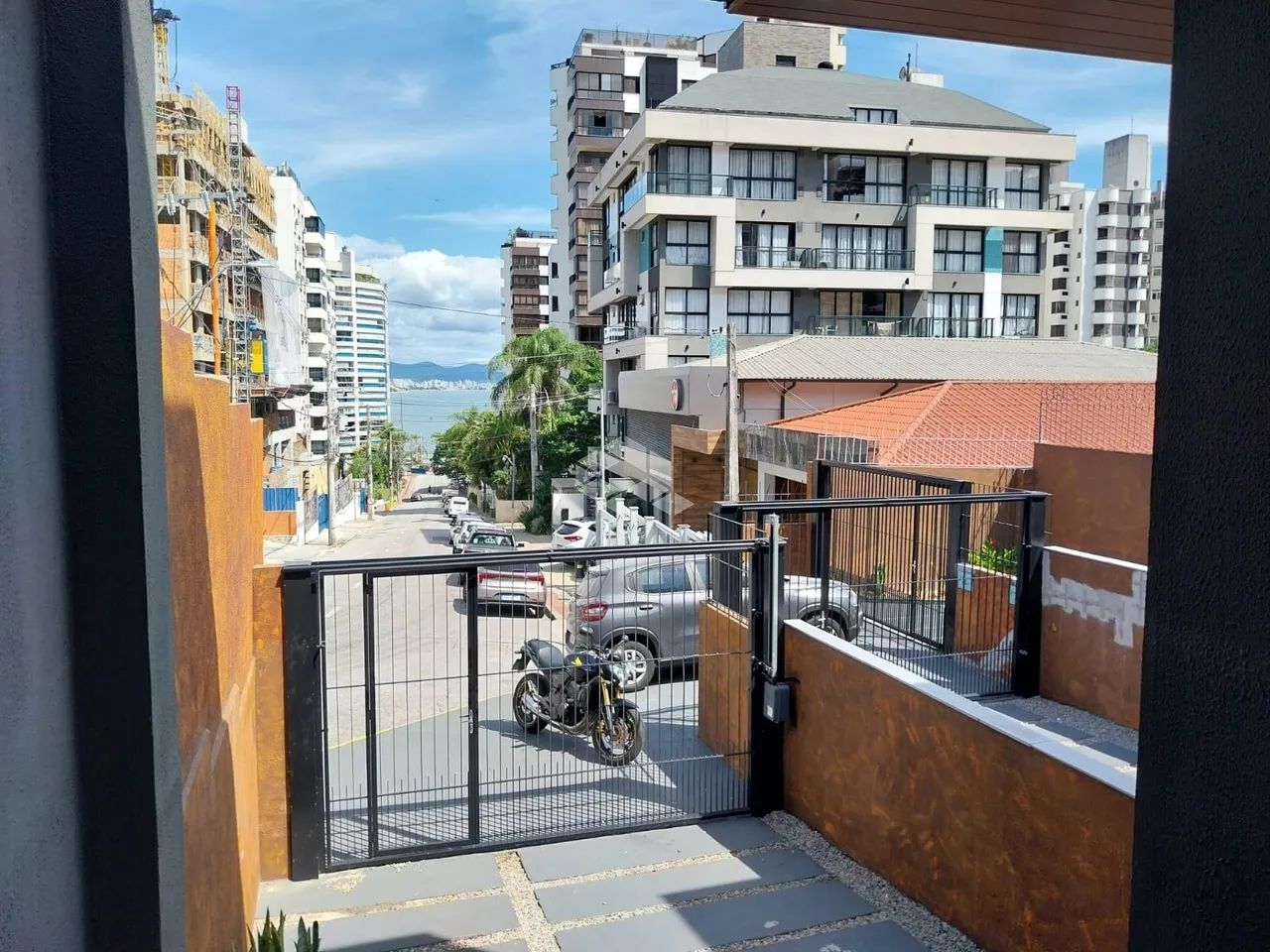 Sobrado com Vista para o Mar | 2 Suítes ou 3 Quartos Pelo Mesmo Valor | Agronômica - Foto 4