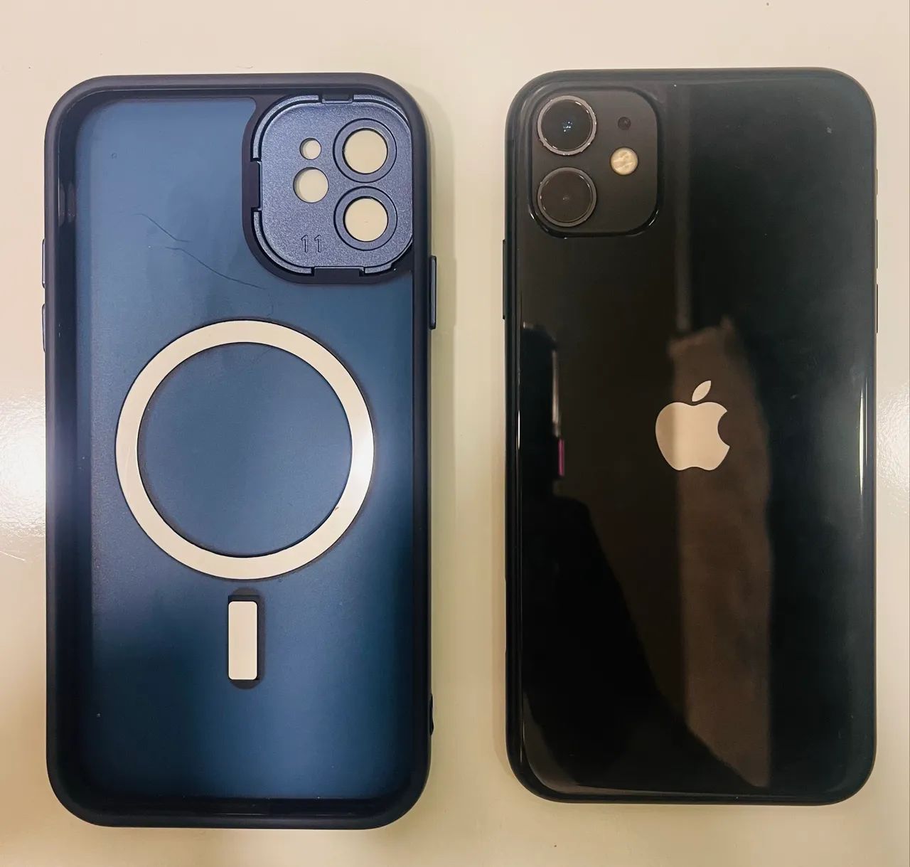 iPhone 11 de 64 HB - Foto 2