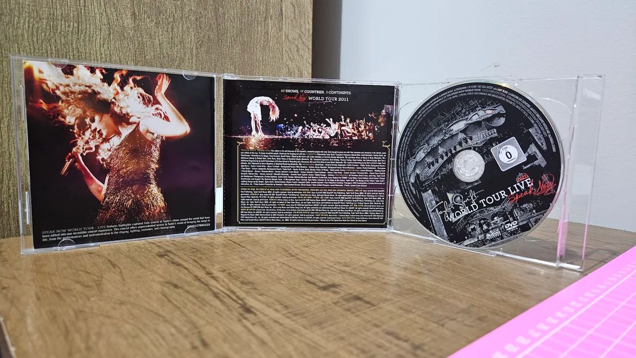 [Importado] CD + DVD Speak Now World Tour - Taylor Swift - Foto 3