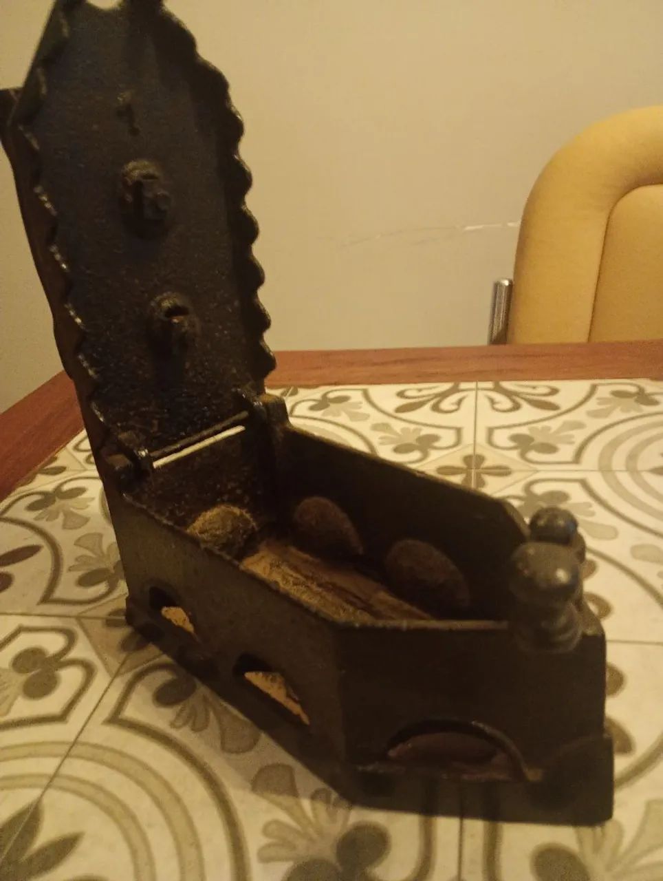 BELÍSSIMO FERRO ANTIGO  - Foto 3